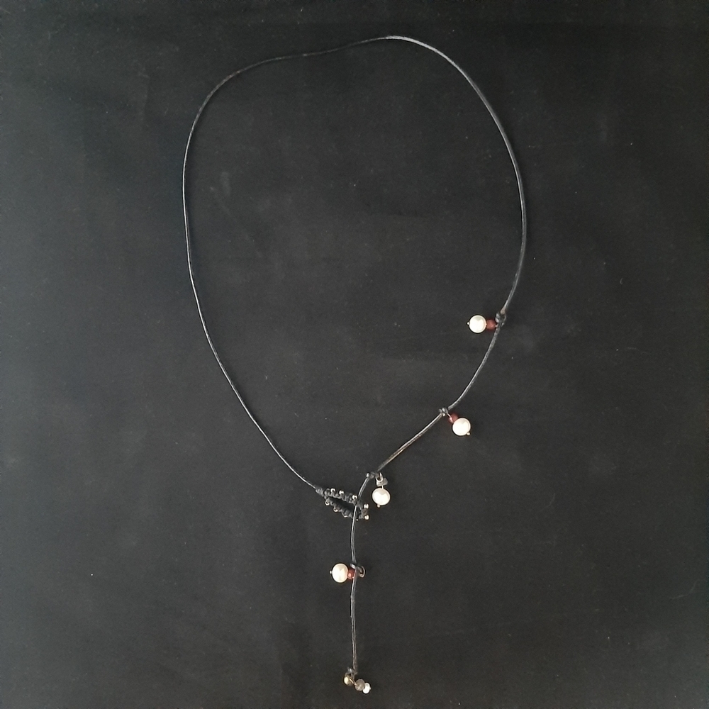 Handcrafted Natural Pearl and Real Ruby Leather Lariat Necklace - Picture 7 of 13